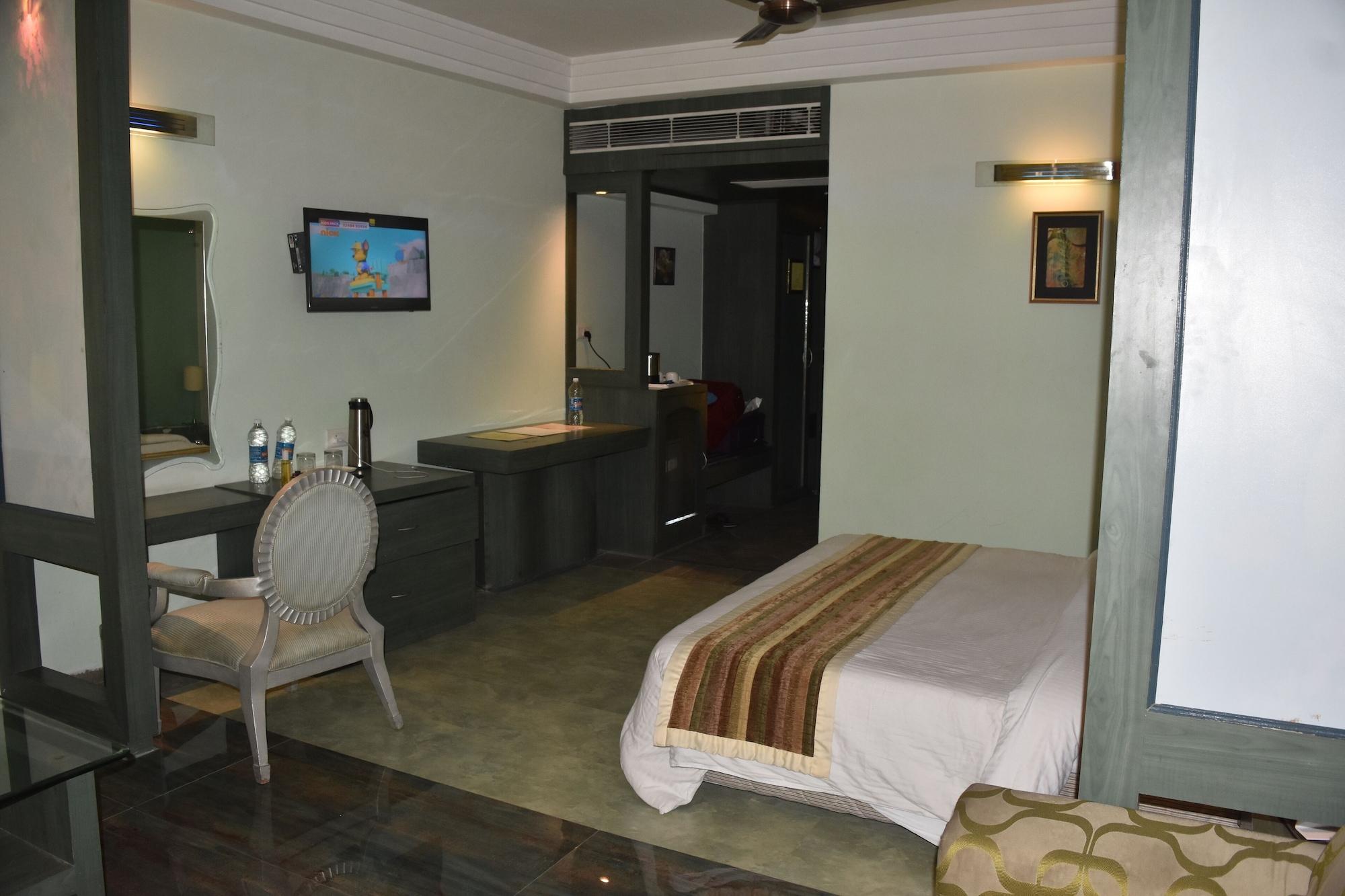 K C Residency Vaishnodevi Hotel Katra  Exterior foto