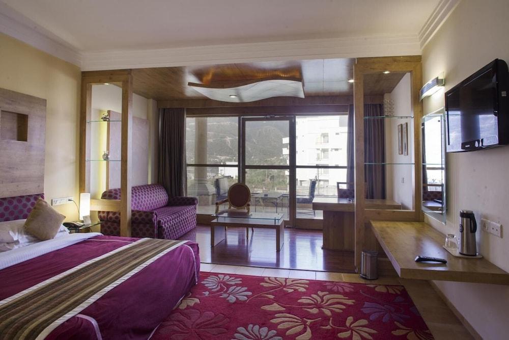K C Residency Vaishnodevi Hotel Katra  Exterior foto