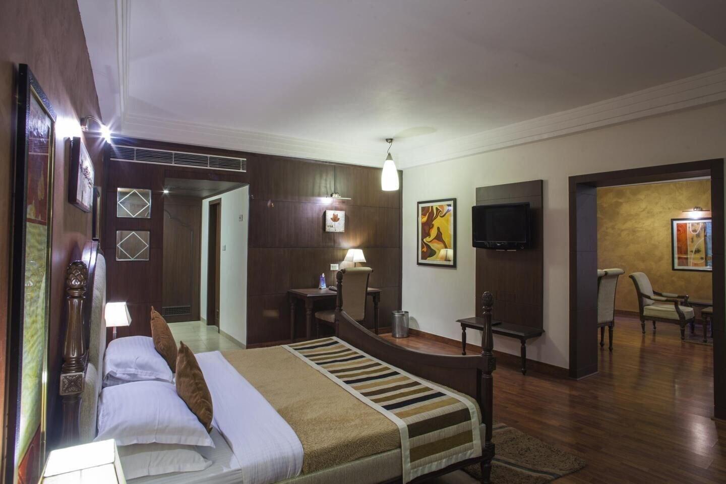 K C Residency Vaishnodevi Hotel Katra  Exterior foto