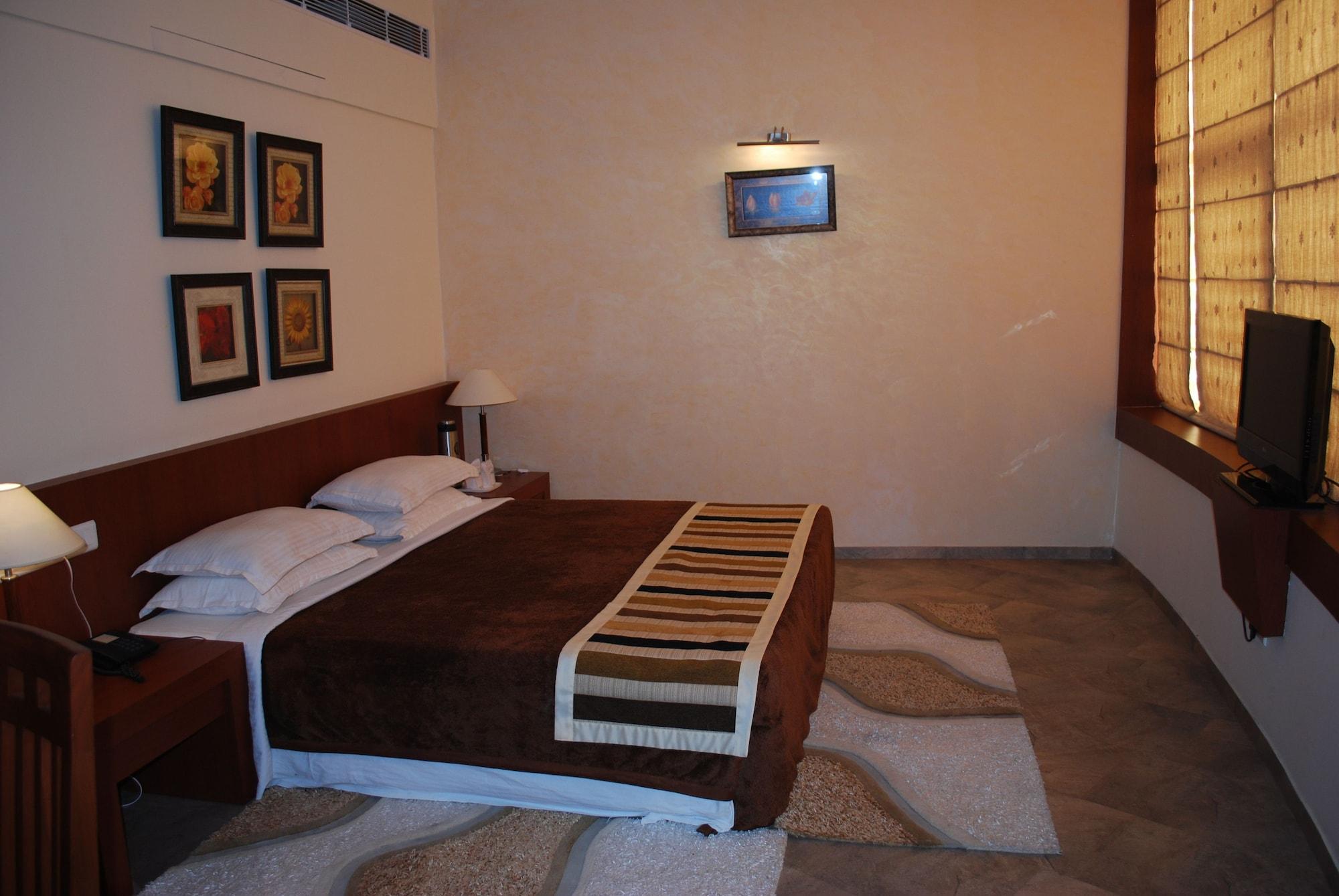 K C Residency Vaishnodevi Hotel Katra  Exterior foto