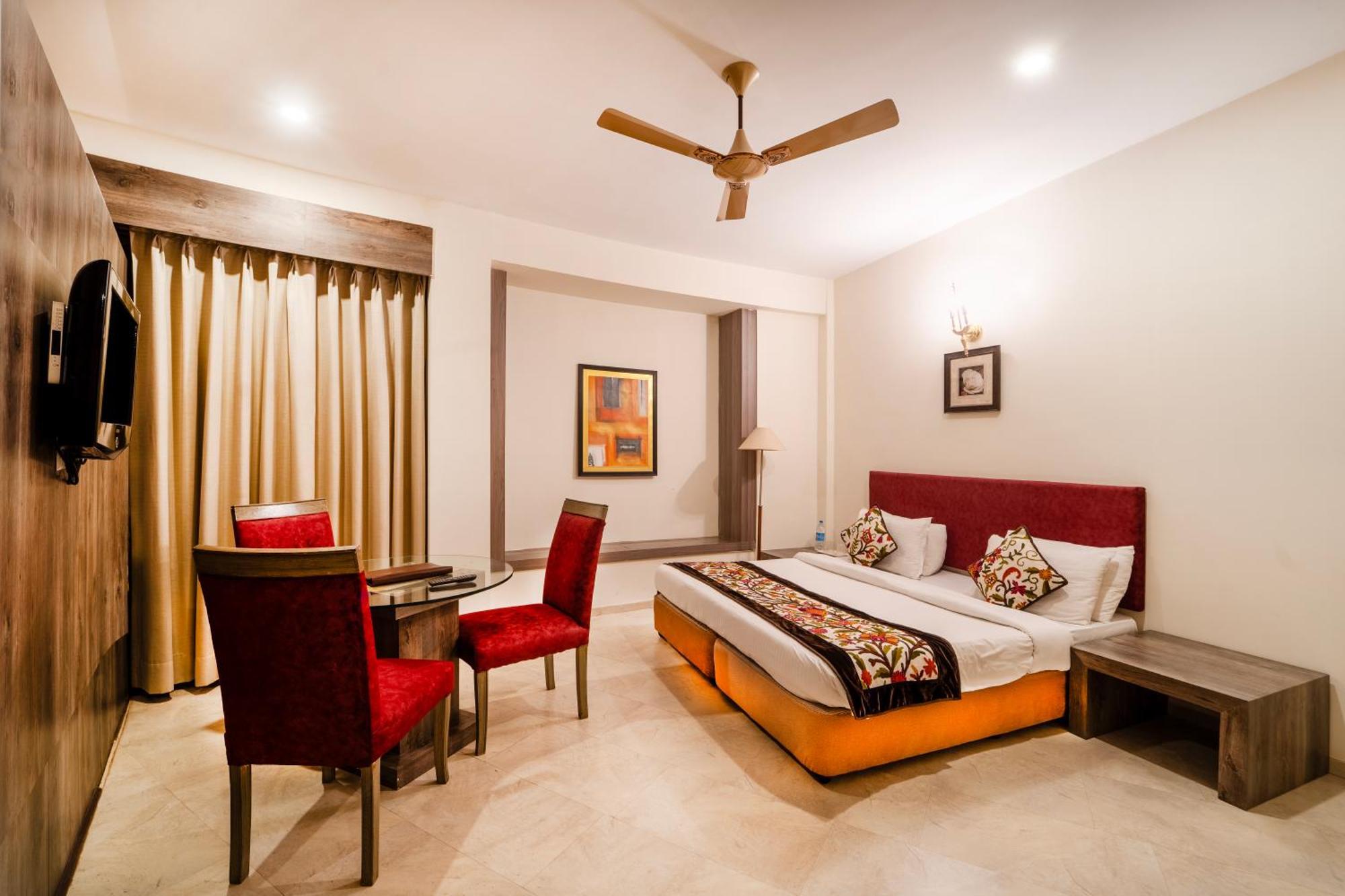 K C Residency Vaishnodevi Hotel Katra  Exterior foto