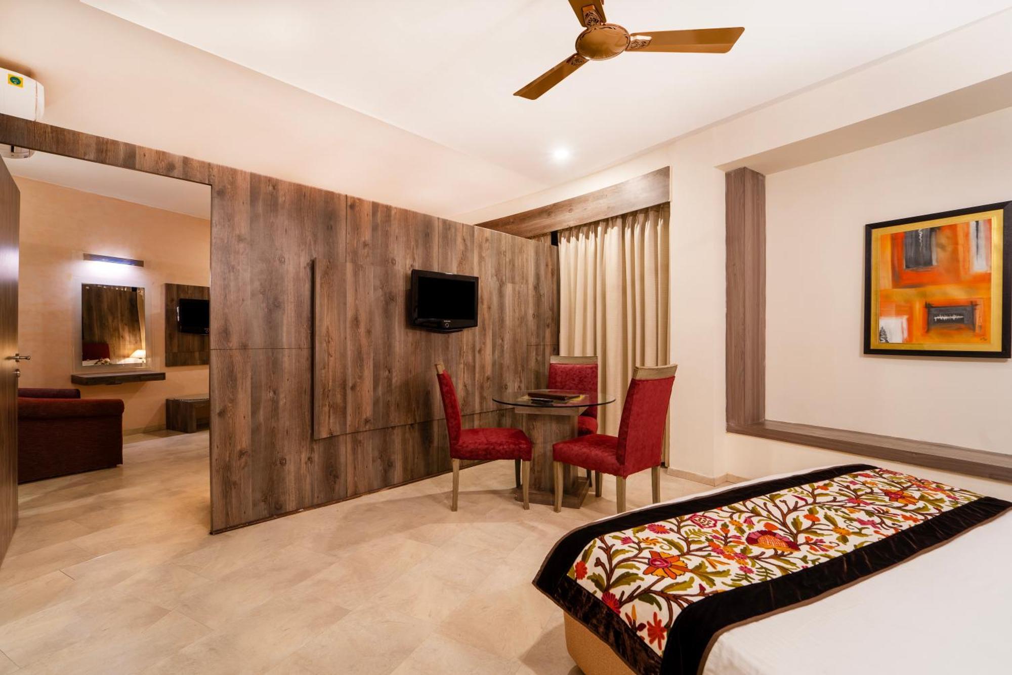 K C Residency Vaishnodevi Hotel Katra  Exterior foto