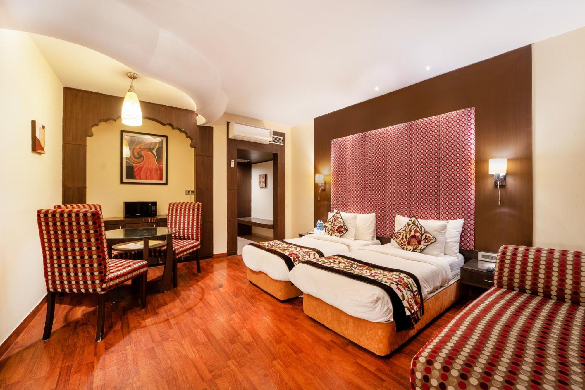 K C Residency Vaishnodevi Hotel Katra  Exterior foto
