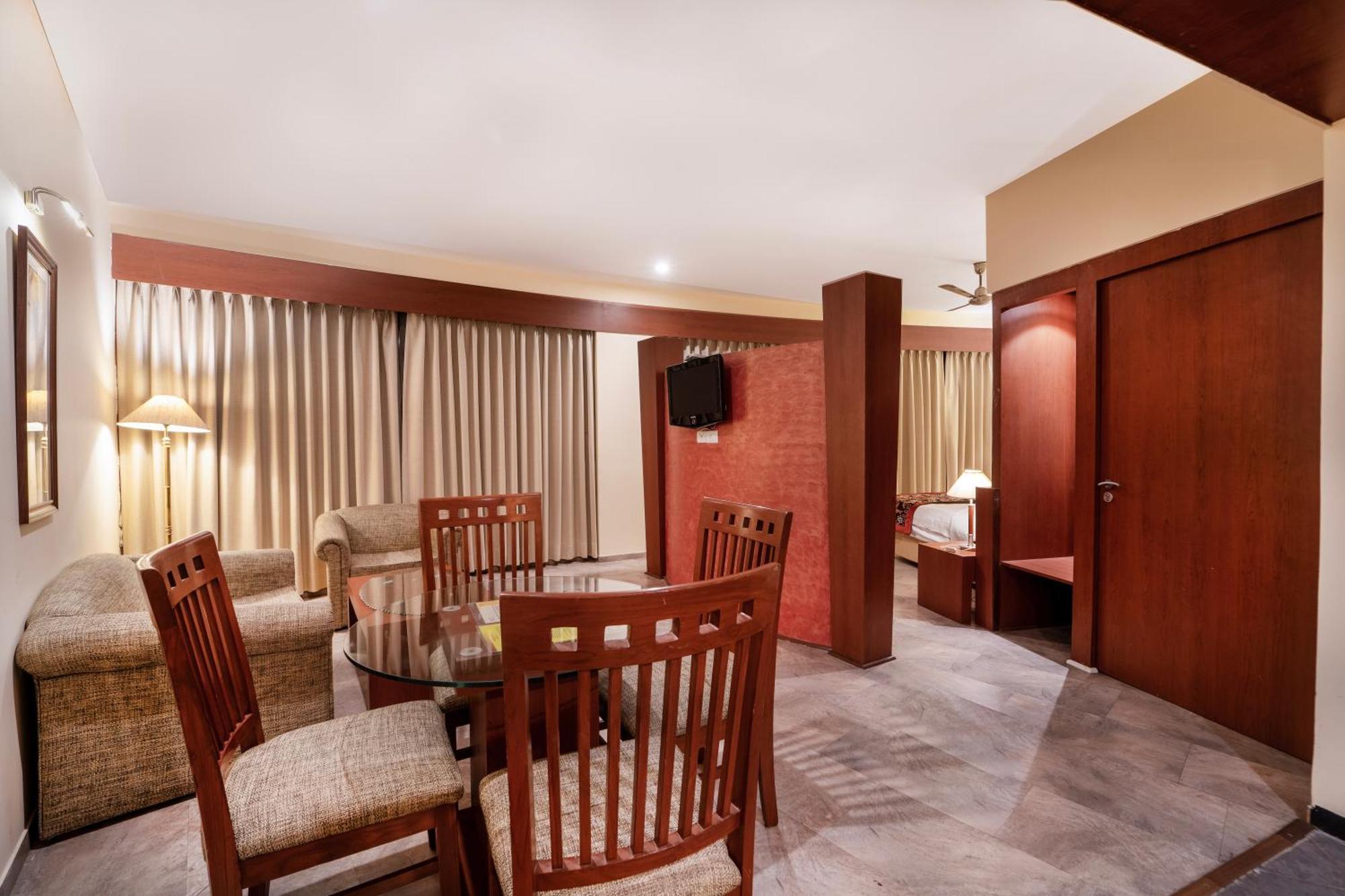 K C Residency Vaishnodevi Hotel Katra  Exterior foto