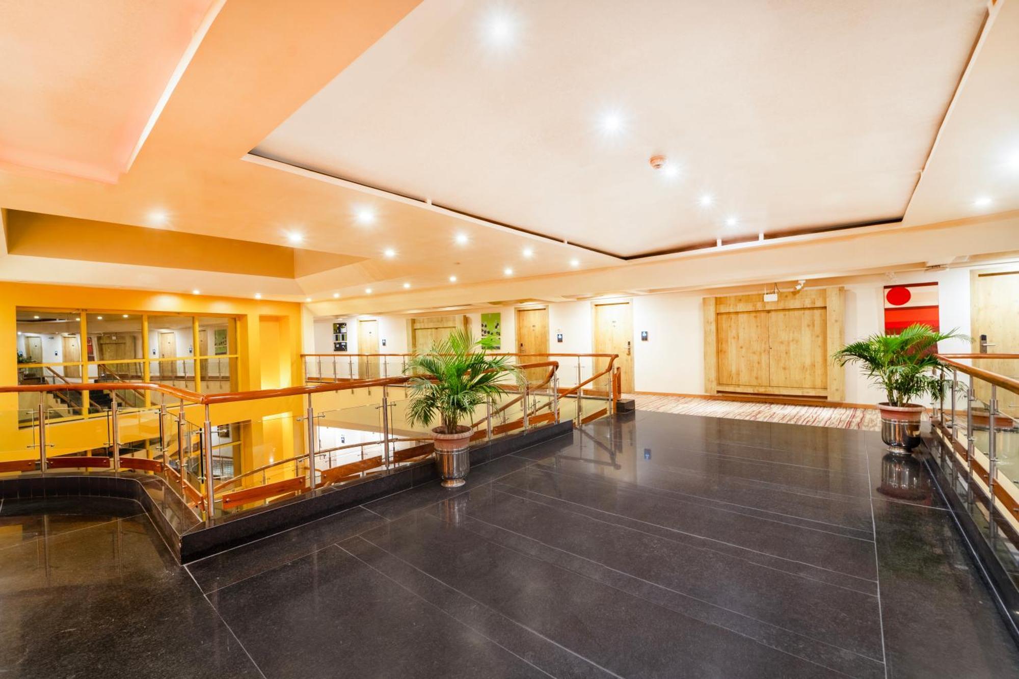 K C Residency Vaishnodevi Hotel Katra  Exterior foto