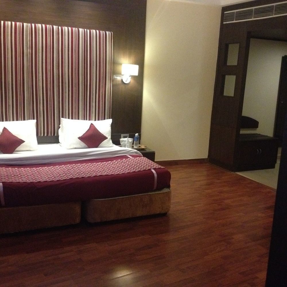 K C Residency Vaishnodevi Hotel Katra  Exterior foto